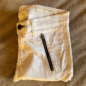 SOLD OUT ! Rag & Bone White Skinny Jeans Size 25